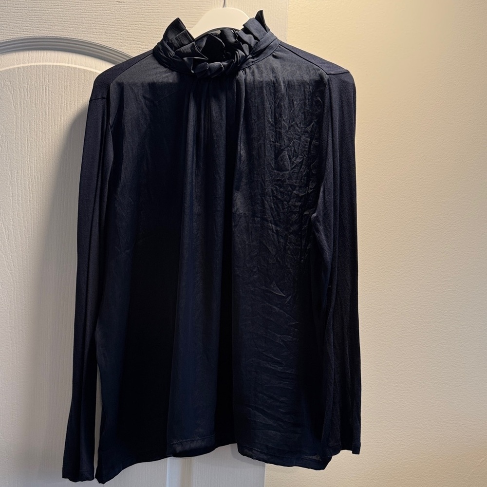 Banana Republic Black Long Sleeve Blouse
